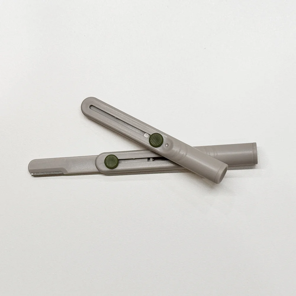 휴대용 슬라이드 눈썹칼 2pcs - 03-detail